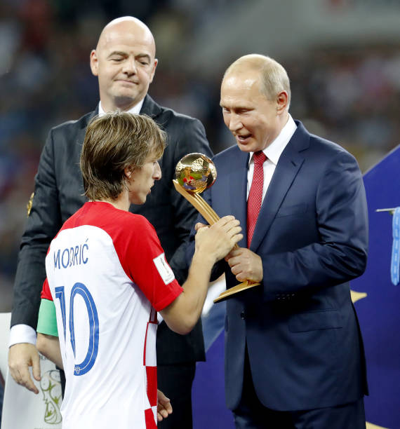 卢克曼的评 卢克曼的评